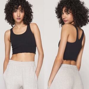 NWT Amor‎ Seamless Crop Tank Black Size XS/S Athleisure Casual Workout Yoga